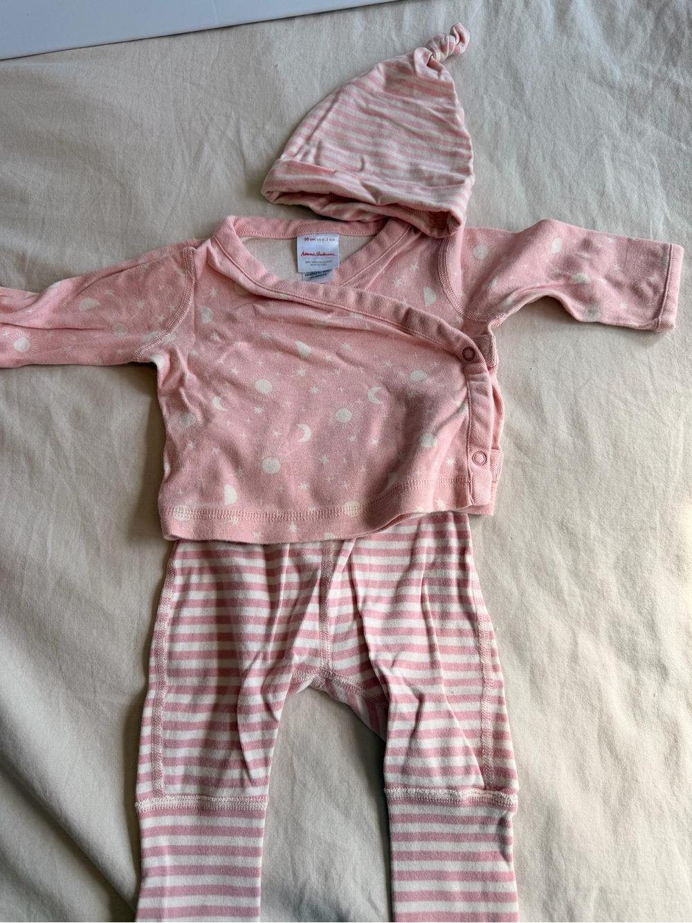 Hanna Andersson Pink and Cream Baby Top and Hat Set
